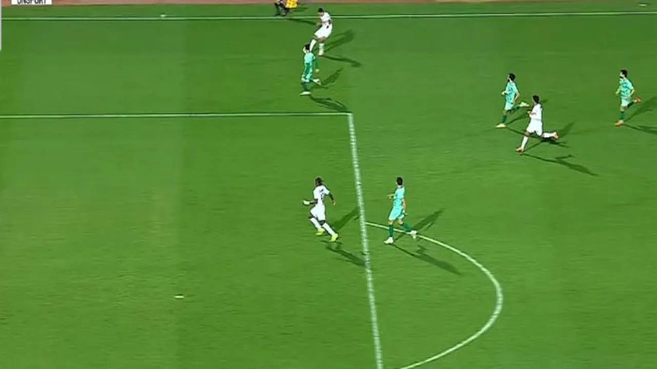 لجنة الحكام تفسر سبب إلغاء هدف شيكو بانزا أمام بيراميدز.. «الركبة»